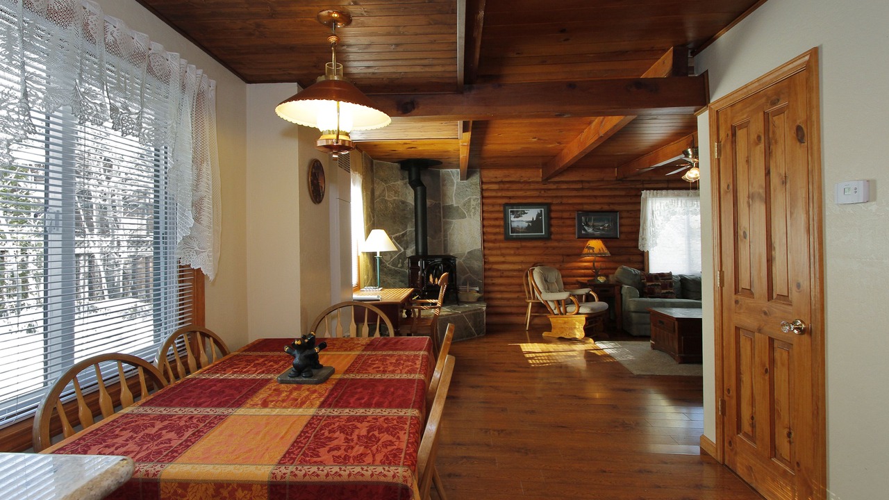 Photo of Bedroom in Al Tahoe