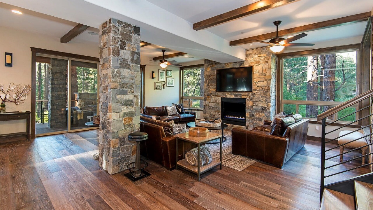 Photo of Livingroom in South Lake Tahoe