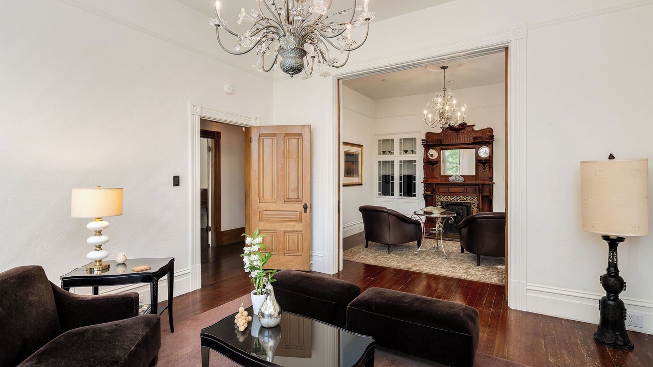 Photo of Livingroom in Napa