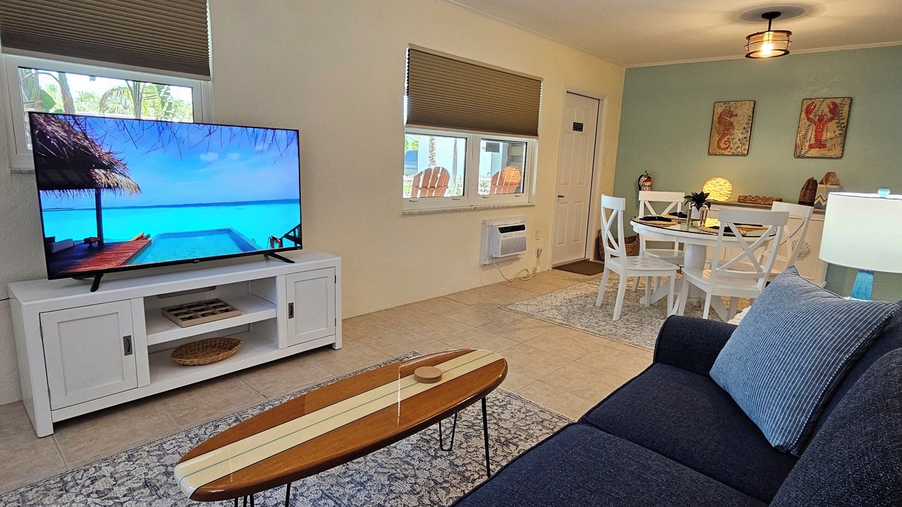 Photo of Livingroom in Englewood