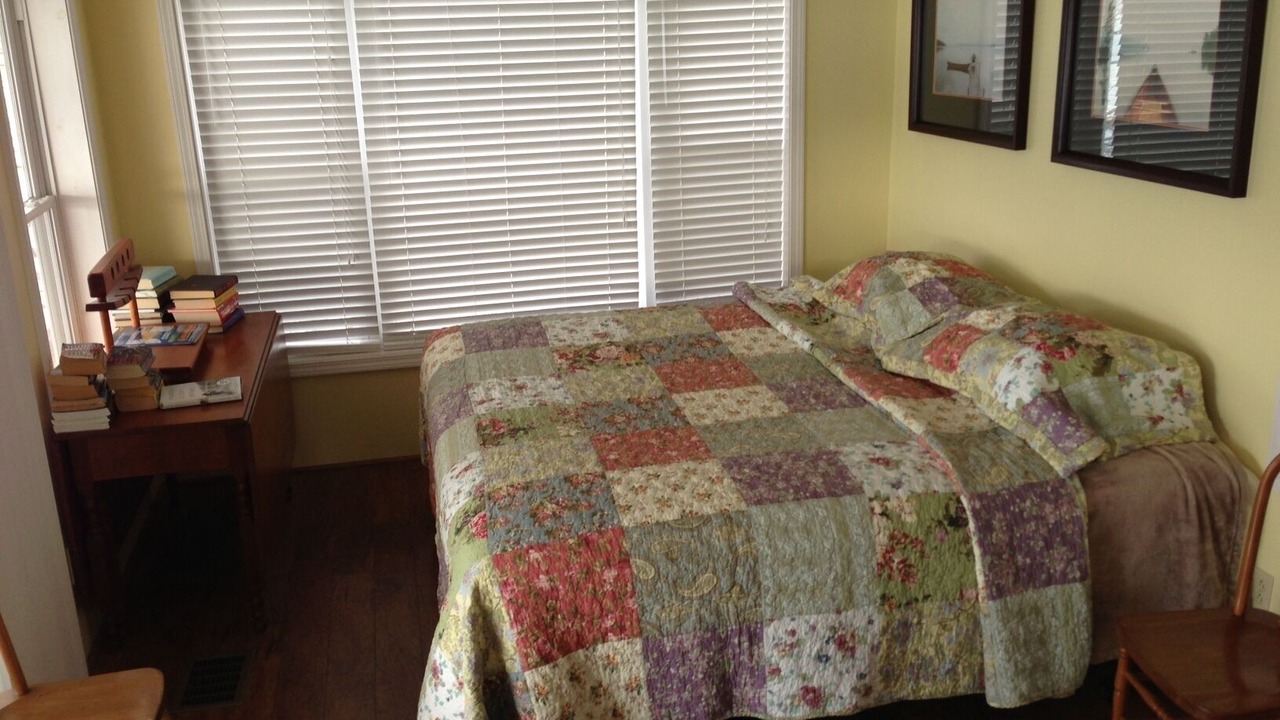 Photo of Bedroom in Hammondsport