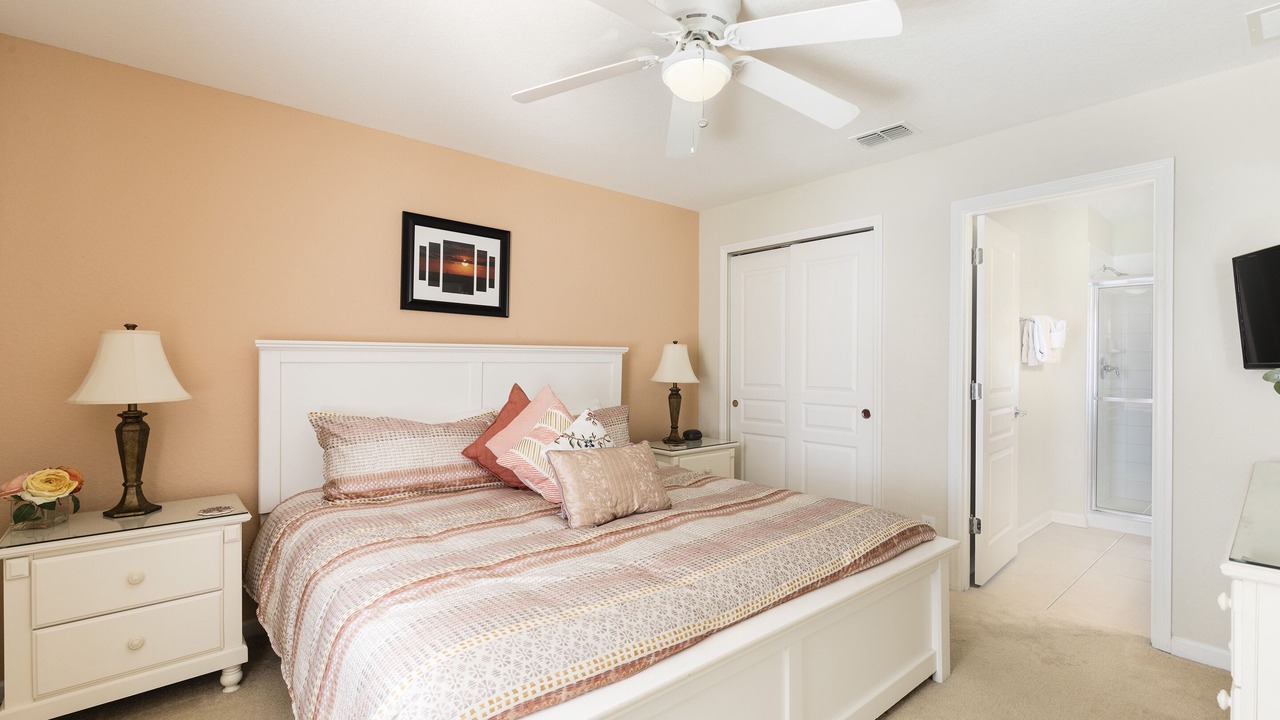 Photo of Bedroom in Windsor Hills
