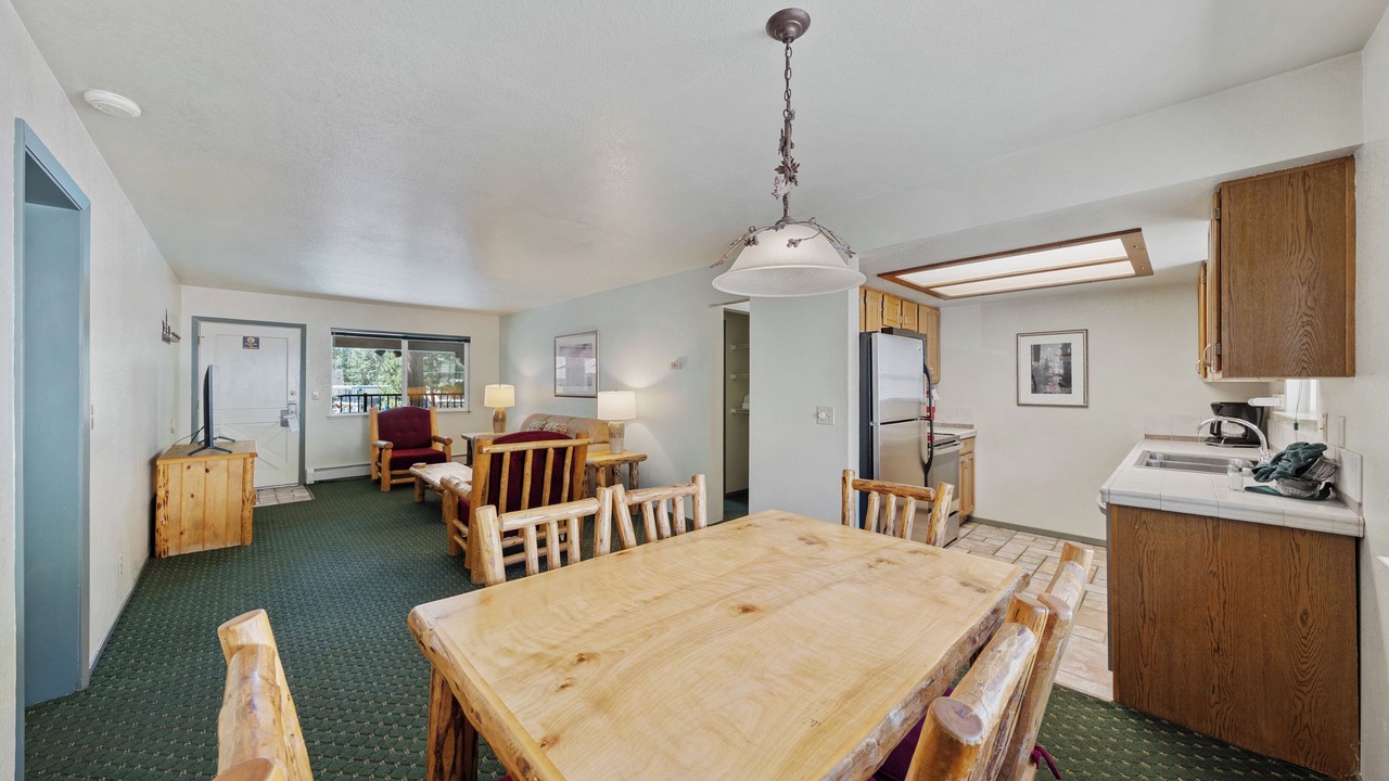 Photo of Livingroom in South Lake Tahoe
