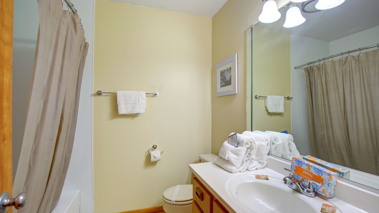 Photo of Bathroom in Duck
