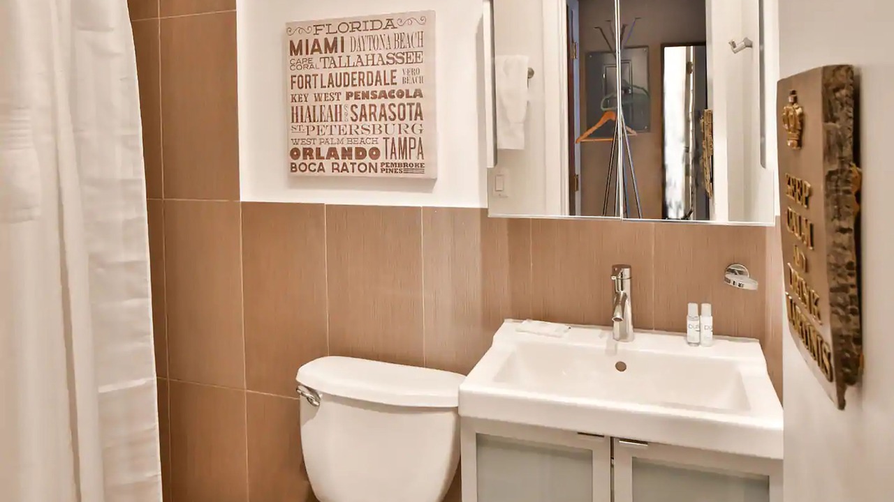 Photo of Bathroom in Wynwood Art District