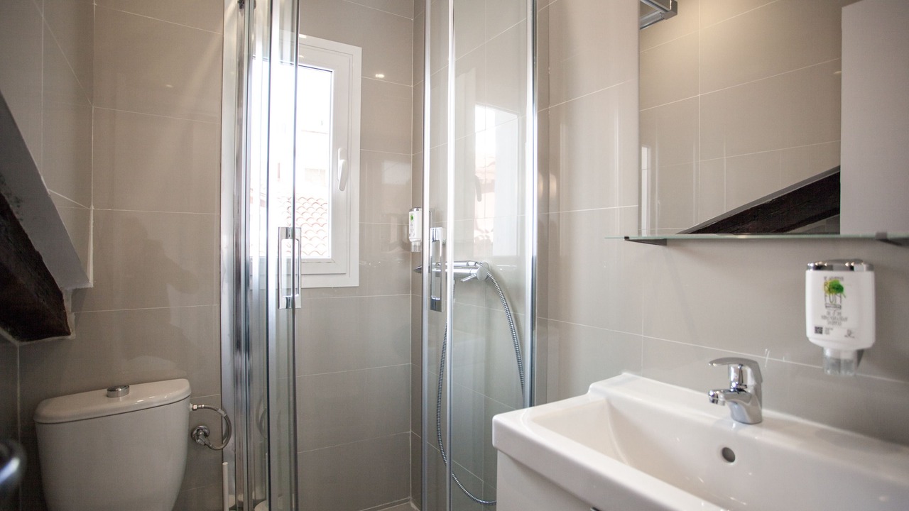 Photo of Bathroom in Malasana