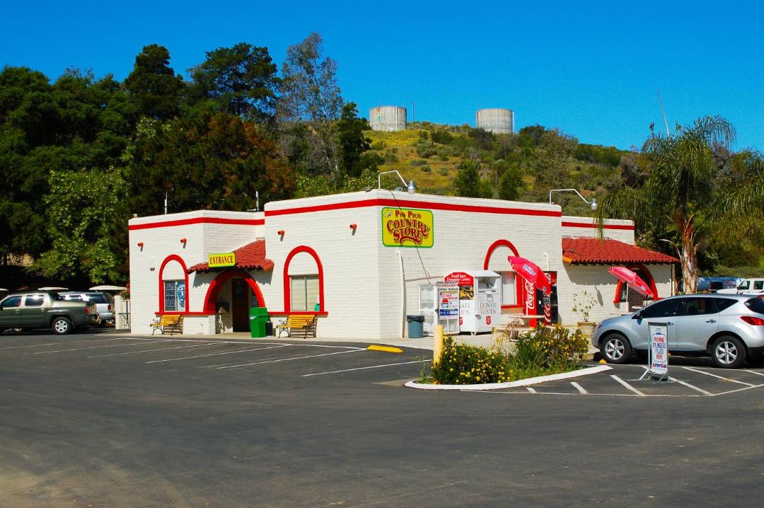 Photo of Buildings in Lincoln Acres