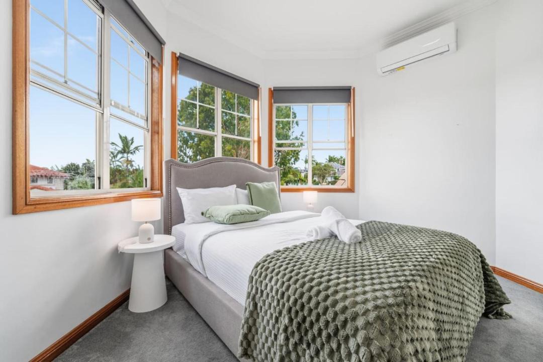 Photo of Bedroom in Parkinson