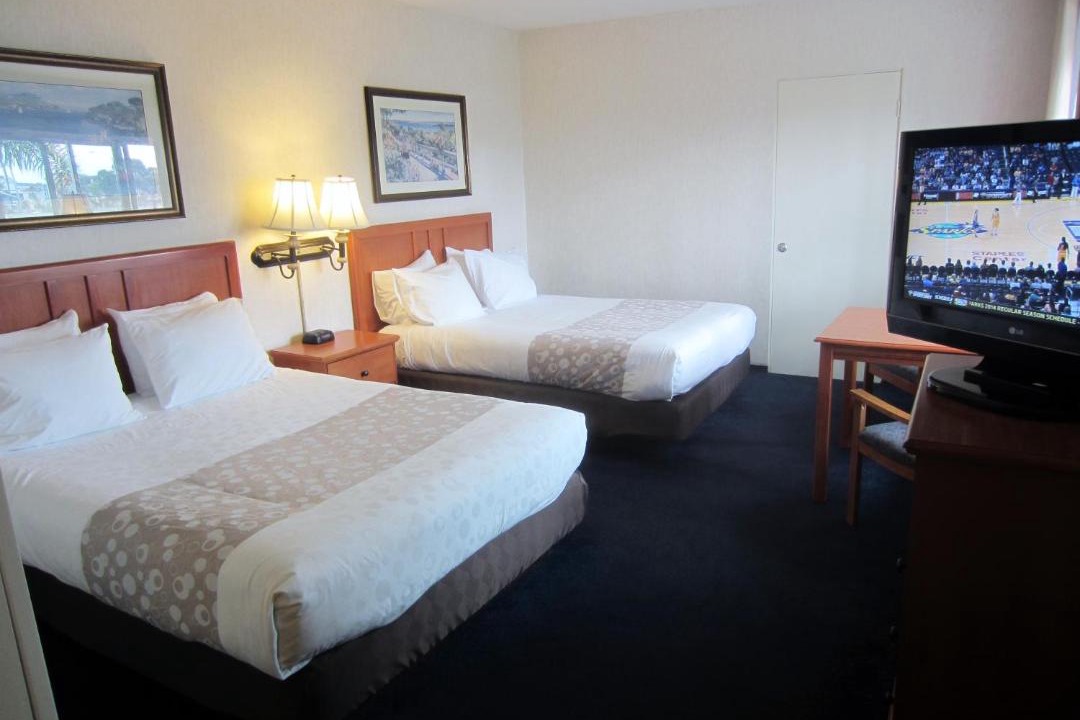 Photo of Bedroom in Newport Shores