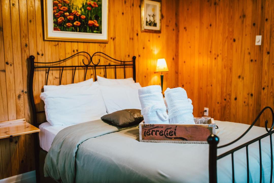 Photo of Bedroom in Baie-St-Paul