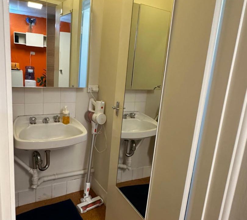 Photo of Bathroom in Curtin