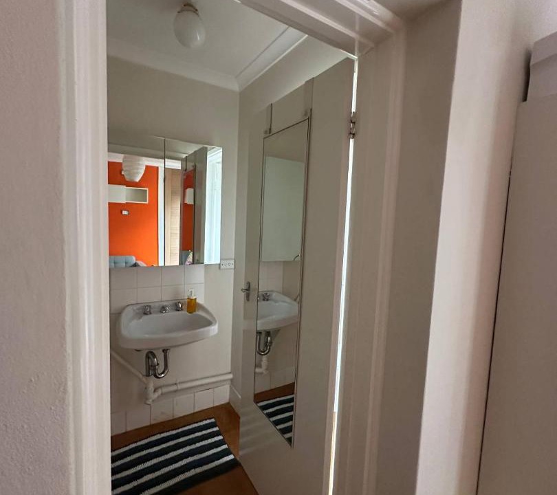 Photo of Bathroom in Curtin