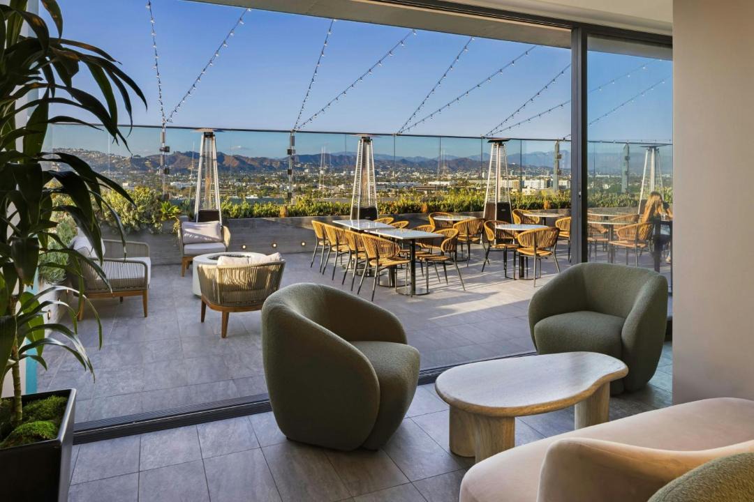 Photo of Patio Balcony in Carthay Circle