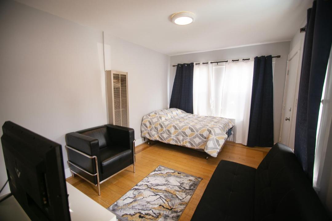 Photo of Bedroom in Wilshire