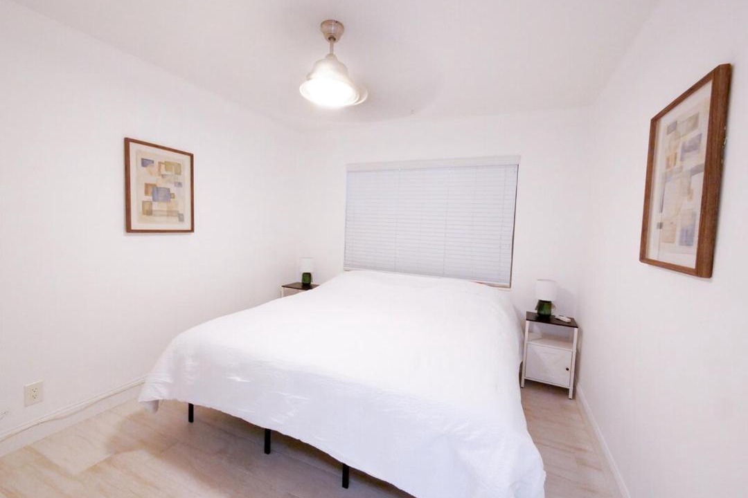 Photo of Bedroom in Dania Beach