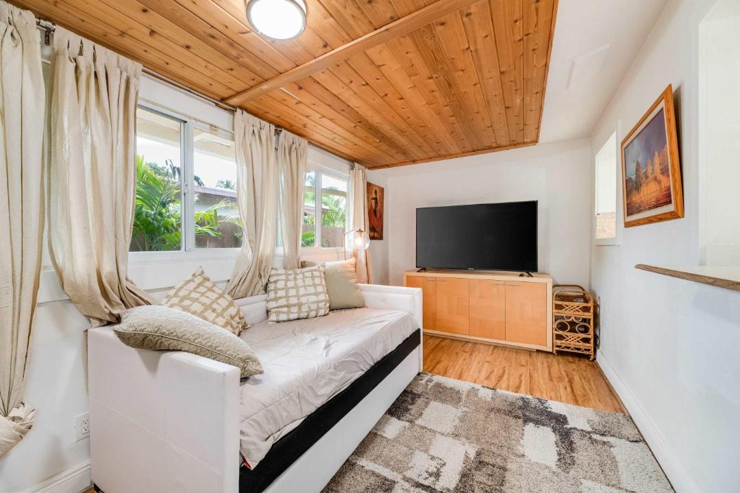 Photo of Bedroom in Cypress Point