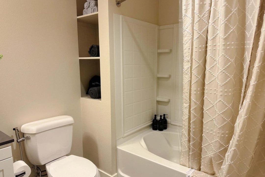 Photo of Bathroom in Lyon Street