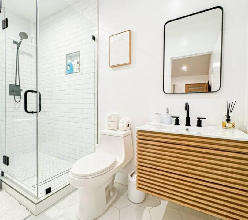 Photo of Bathroom in Calabasas
