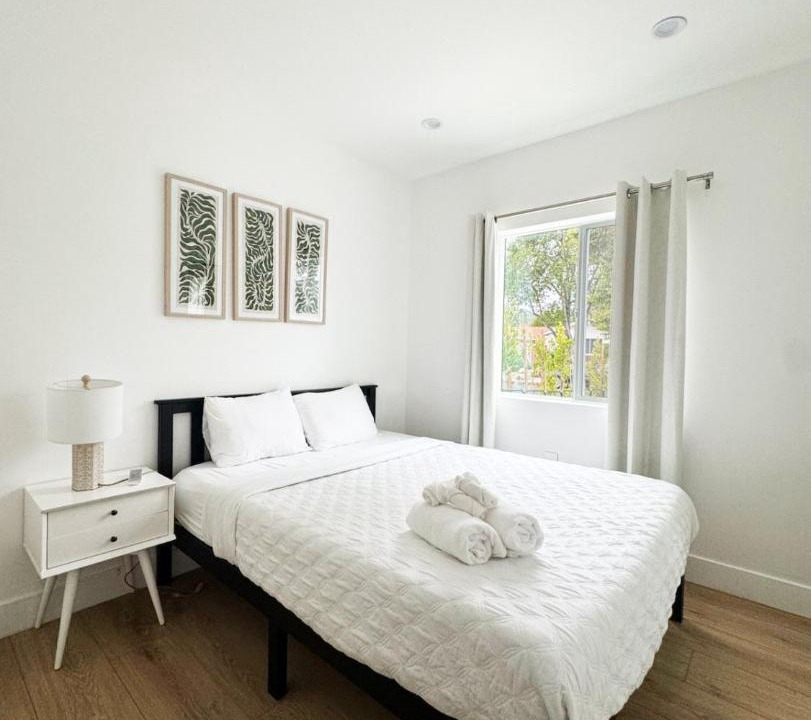 Photo of Bedroom in Calabasas