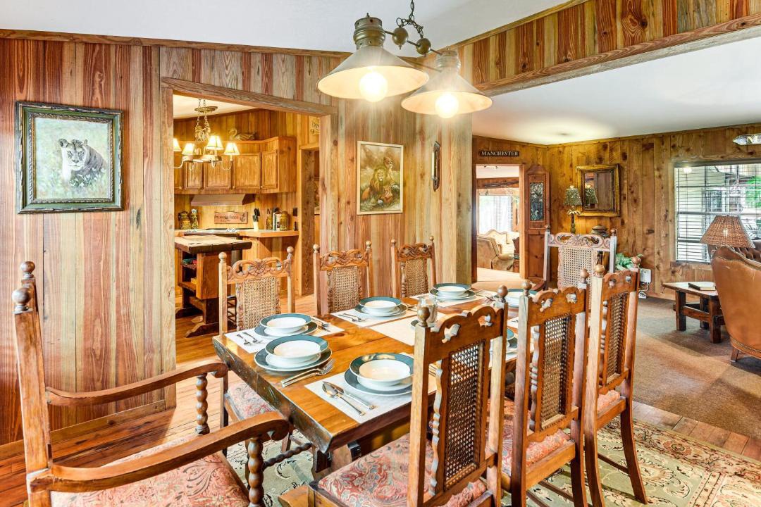 Photo of Kitchen in Astor