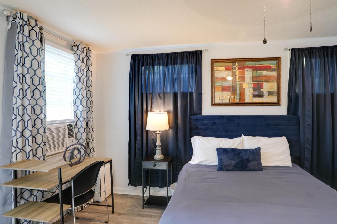 Photo of Bedroom in Greenwood