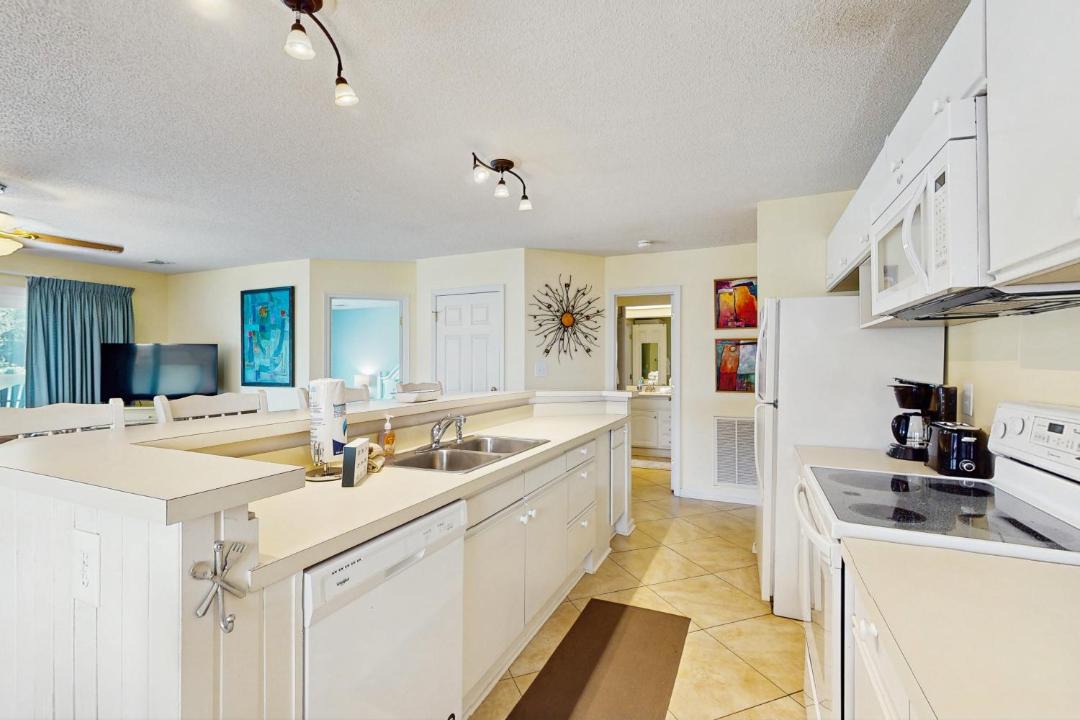 Photo of Kitchen in Sea Trail