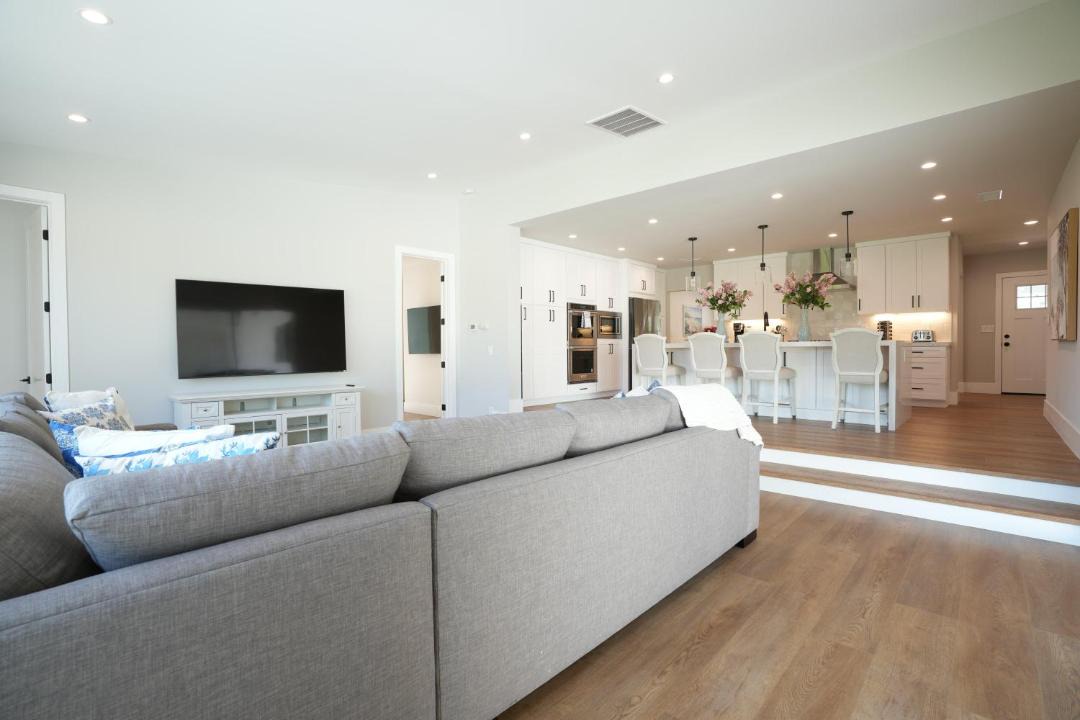 Photo of Livingroom in Orange