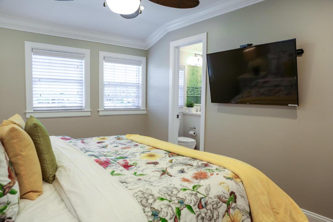 Photo of Bedroom in Hermosa Village
