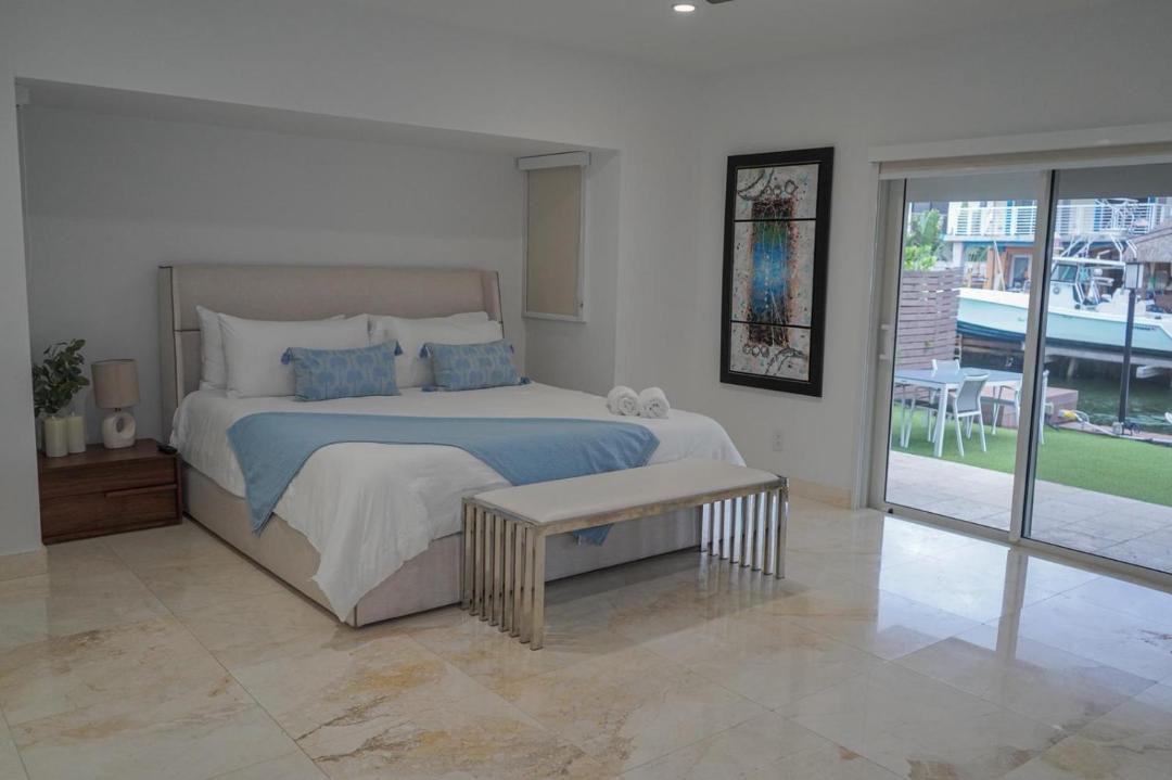 Photo of Bedroom in Northeast Miami