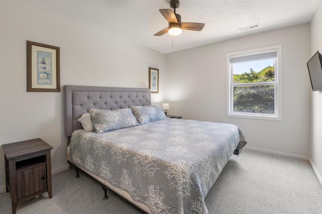 Photo of Bedroom in Sea Scape