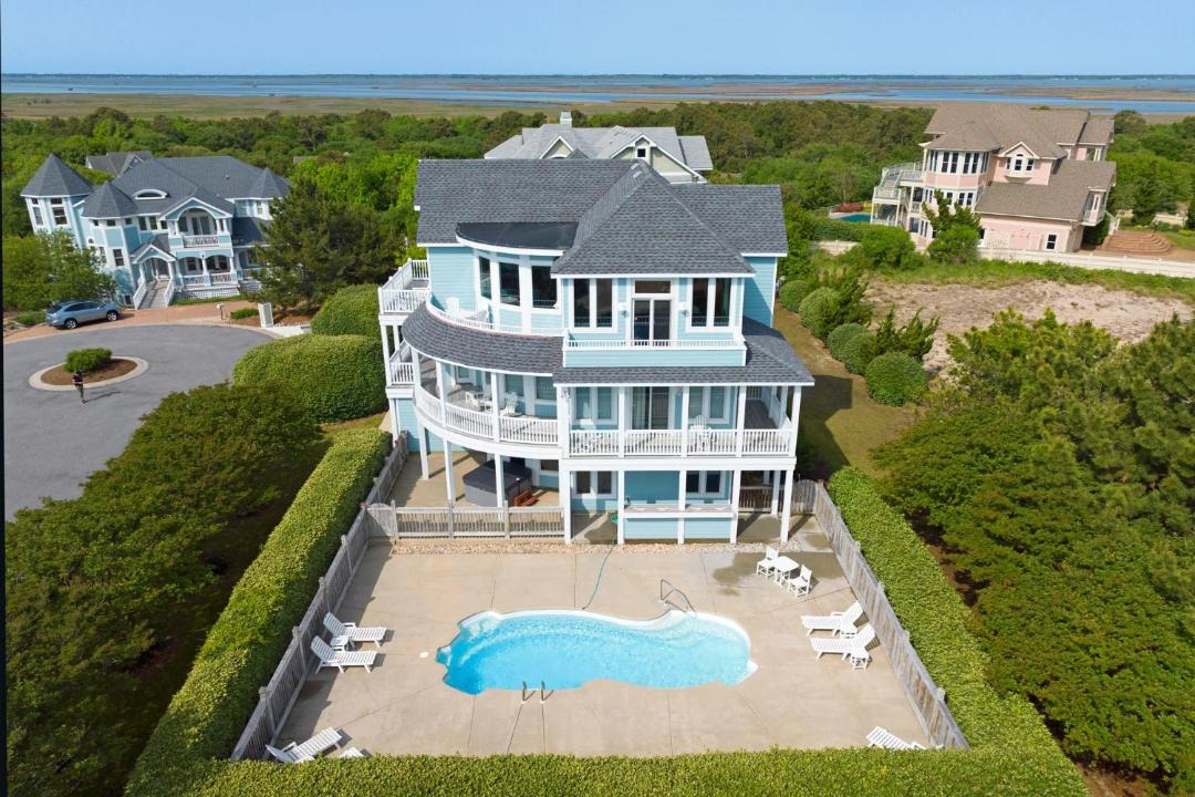 Photo of Others in Corolla