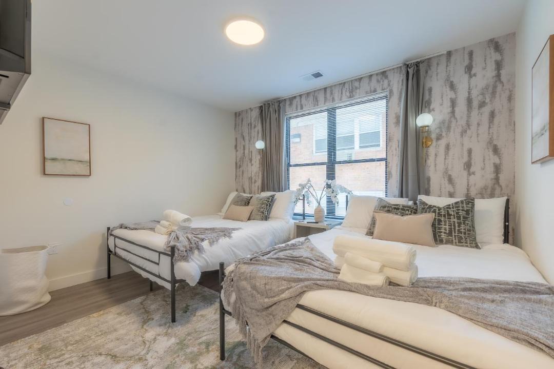 Photo of Bedroom in Orange