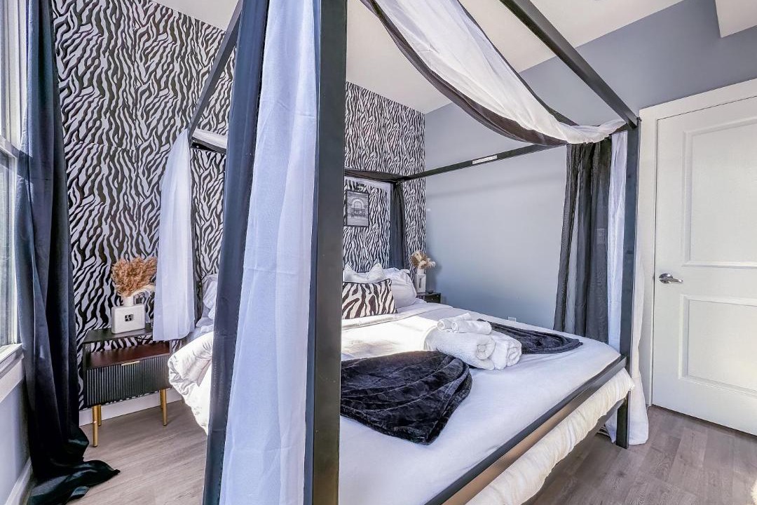 Photo of Bedroom in Harrison