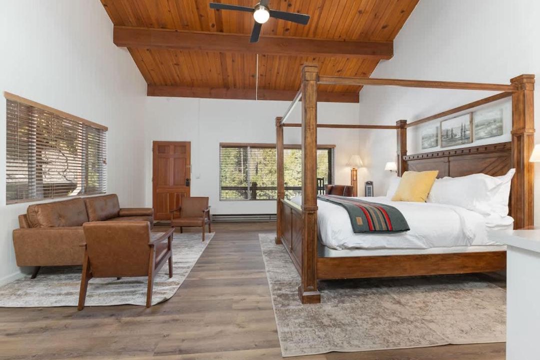 Photo of Bedroom in Springville