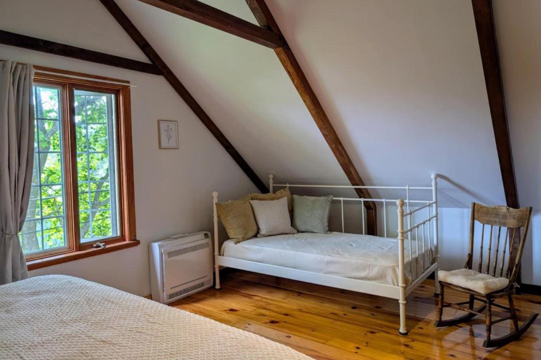 Photo of Bedroom in Baie-St-Paul