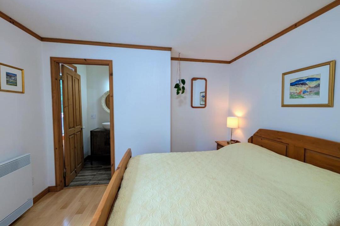 Photo of Bedroom in Baie-St-Paul