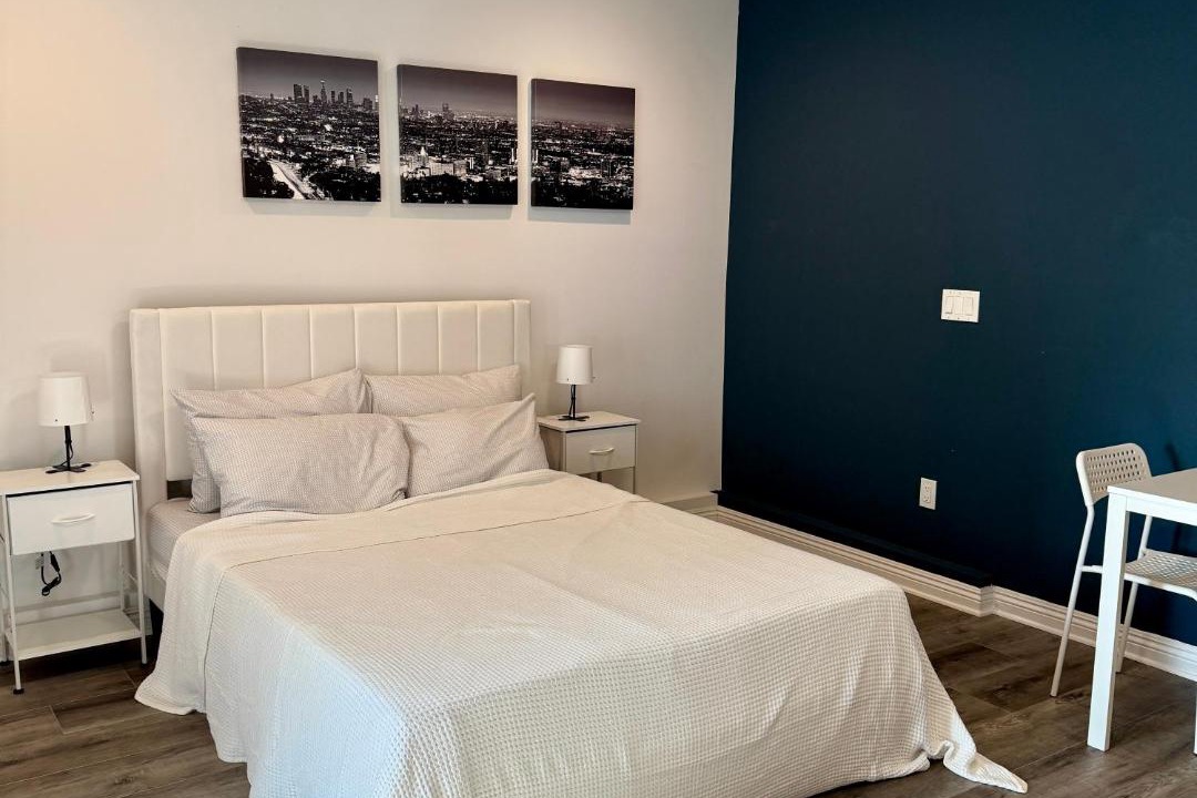 Photo of Bedroom in North Hollywood