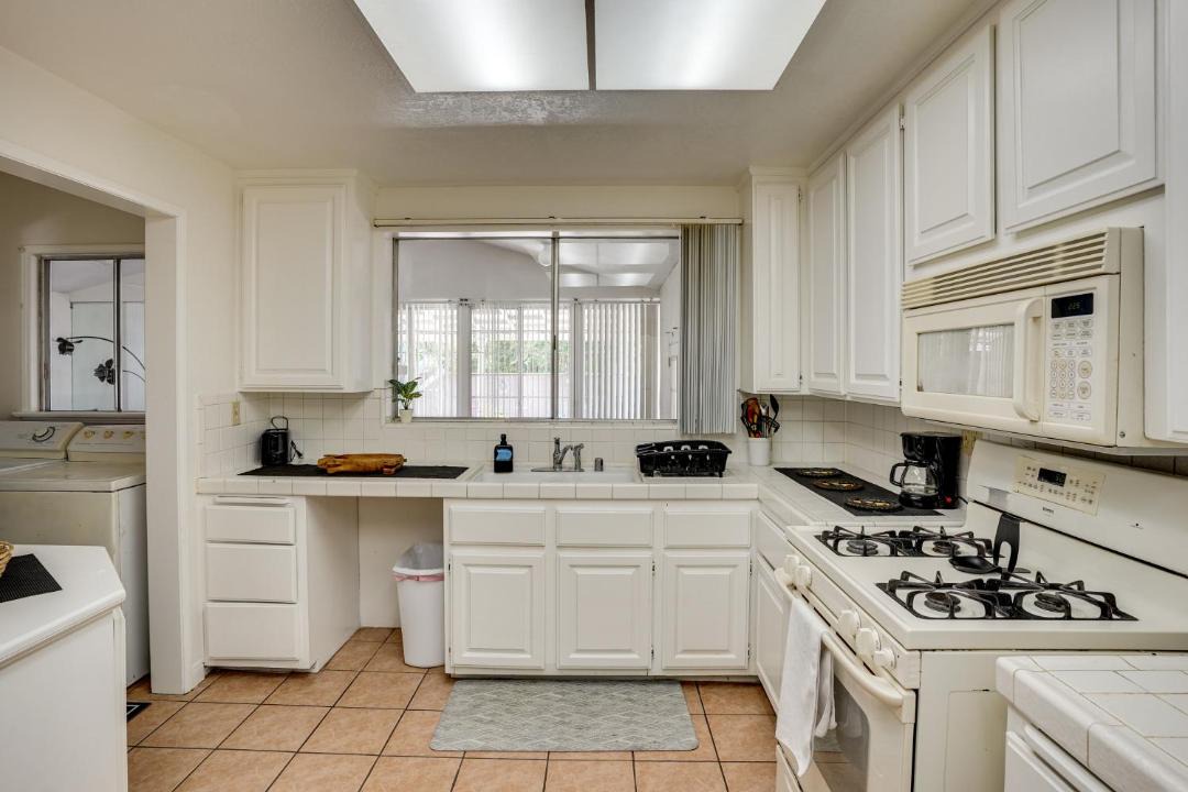 Photo of Kitchen in Downey