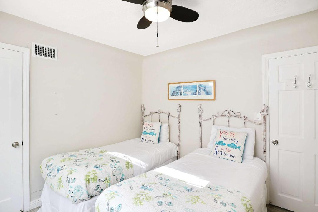 Photo of Bedroom in Balboa Island