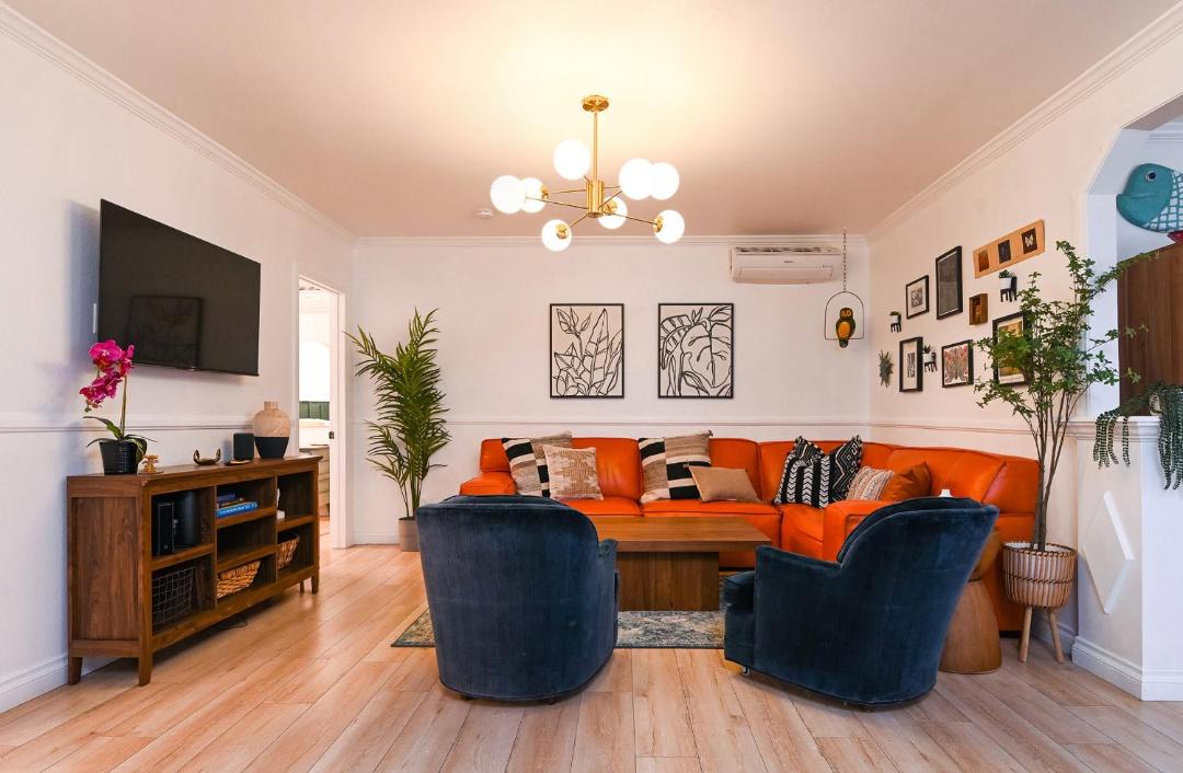 Photo of Livingroom in Alamitos Beach