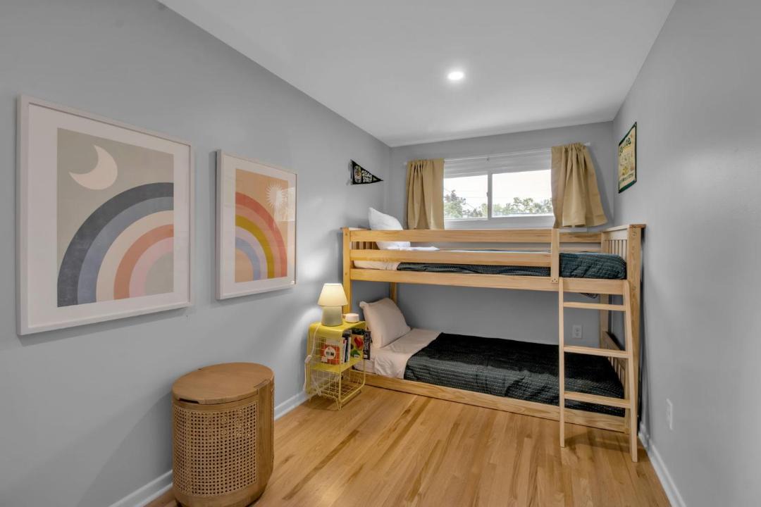 Photo of Bedroom in Eggertsville