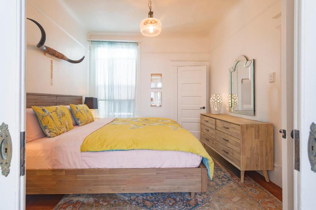 Photo of Bedroom in Nob Hill