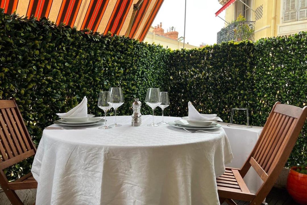 Photo of Patio Balcony in L'Hermitage