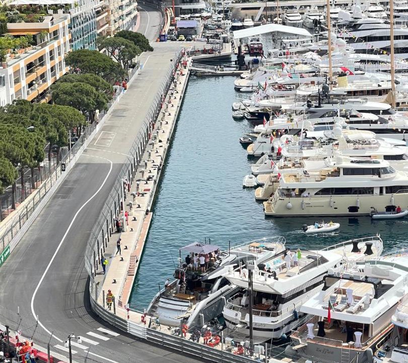 Photo of Others in Quartier du Port
