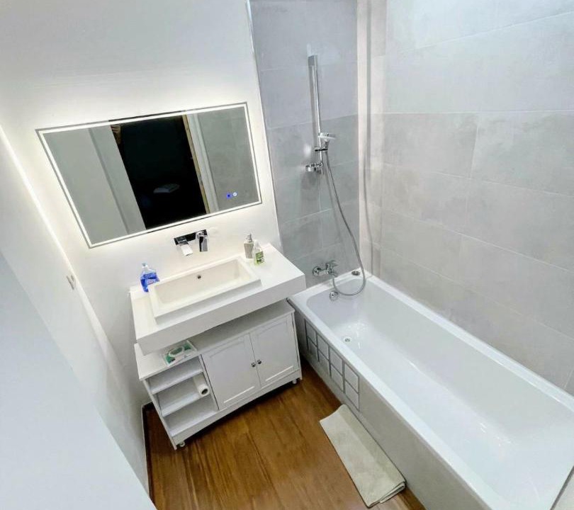 Photo of Bathroom in Quartier du Port