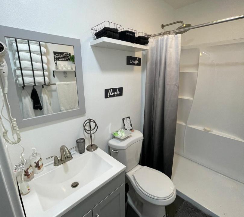Photo of Bathroom in Homeland