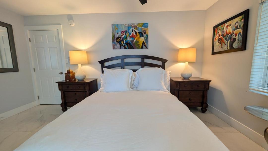 Photo of Bedroom in Wilton Manors