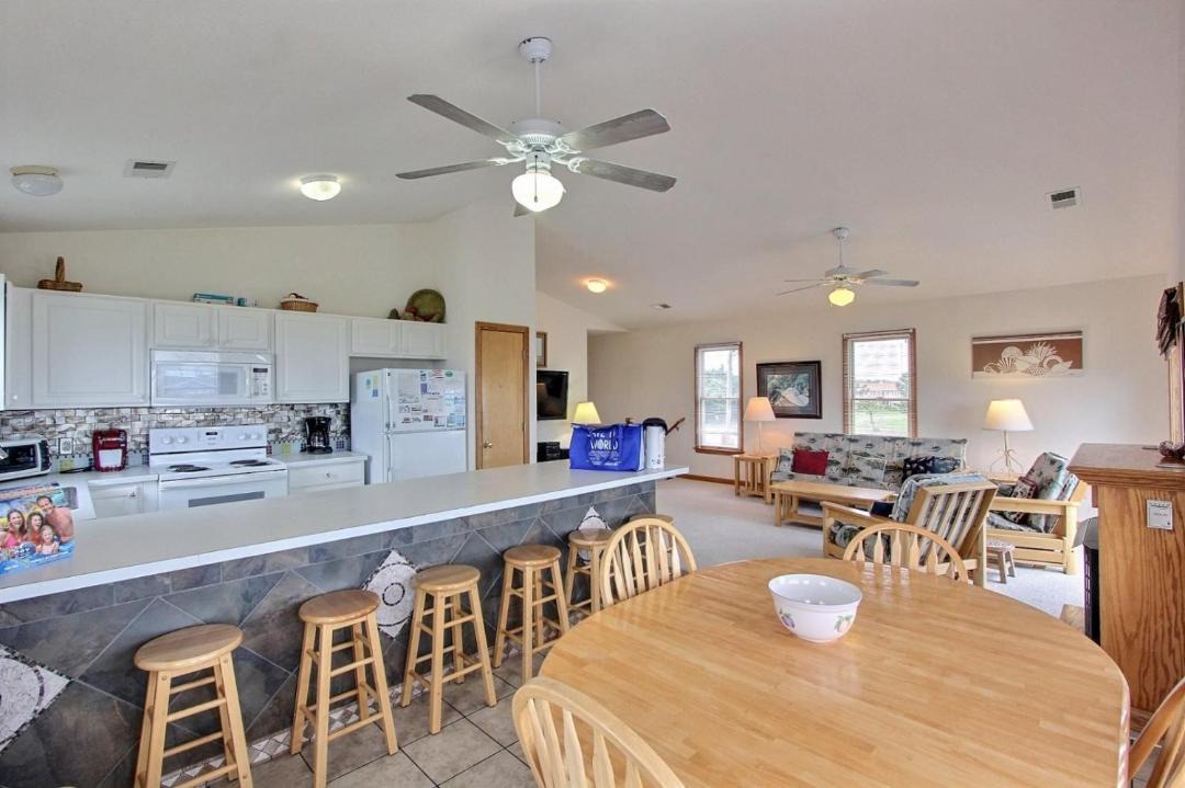 Photo of Kitchen in Sea Scape