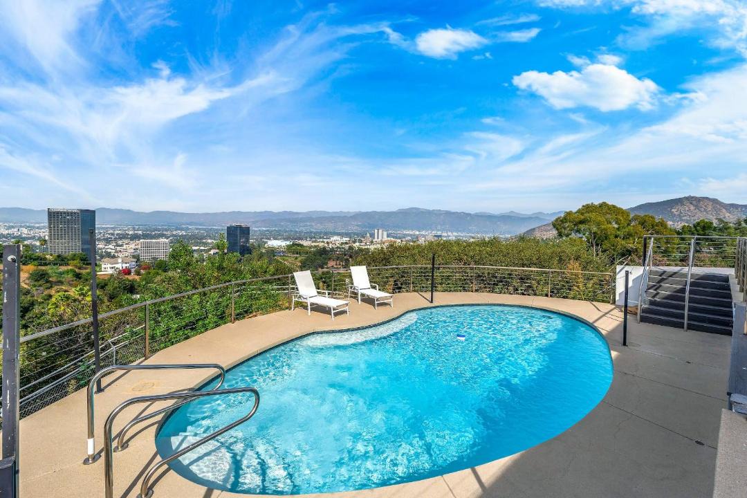 Photo of Patio Balcony in Los Angeles