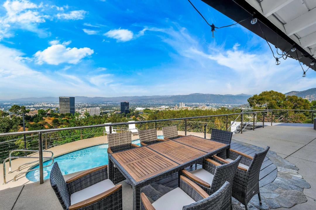 Photo of Patio Balcony in Los Angeles